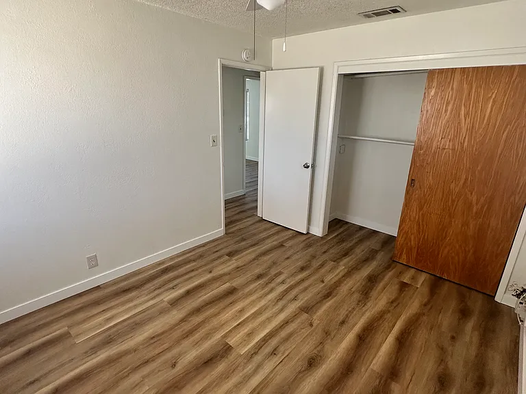 941 Leslie Dr — Photo 18