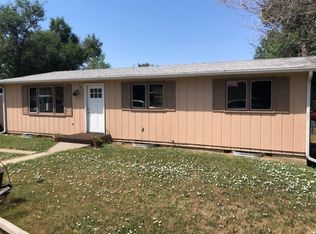 1409 2nd St W, Roundup, MT 59072