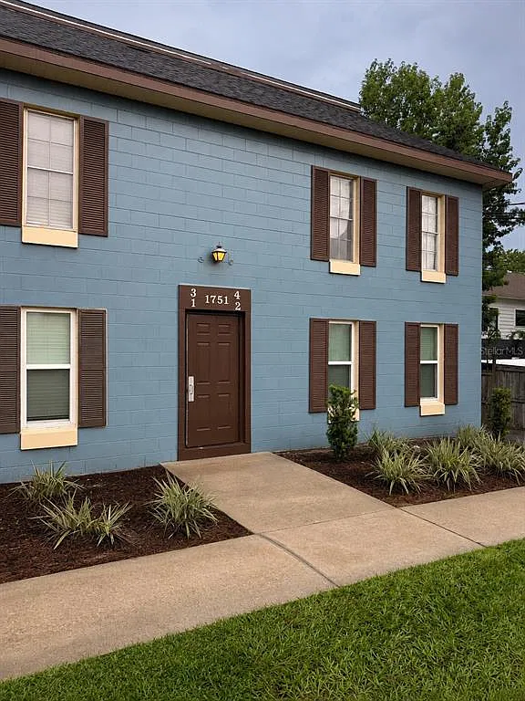 1 bed, 1.0 bath, 775 sqft, $999 — Photo 2