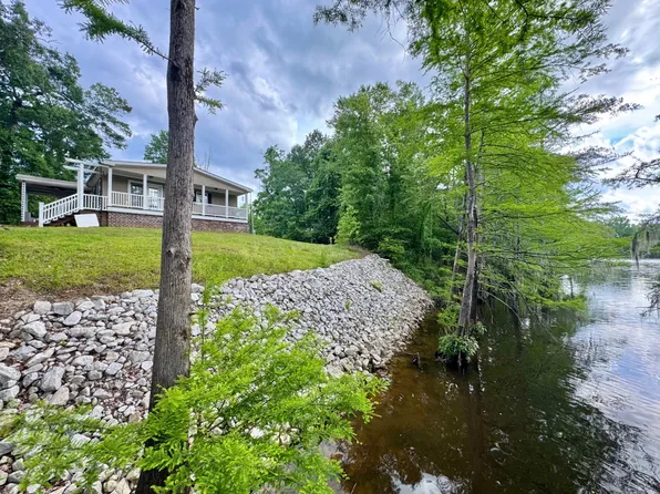 1240 Coldiron Rd, Jonesville, LA 71343