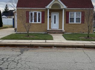 22 3rd St, Sayreville, NJ 08872