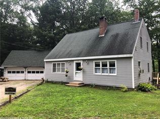 11 S Lakeview Dr, Litchfield, ME 04350