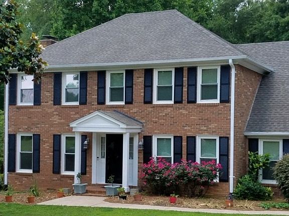 2nd image of 202 Thornhill Dr