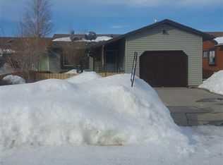 130 Simpson Ave, Evanston, WY 82930