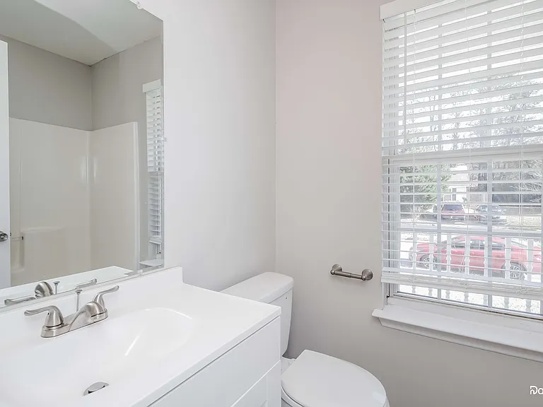 1120 Summit Hills Dr — Photo 12