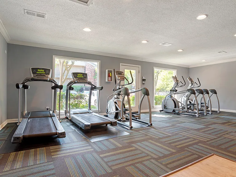 Pear Orchard Apartments — Photo 6