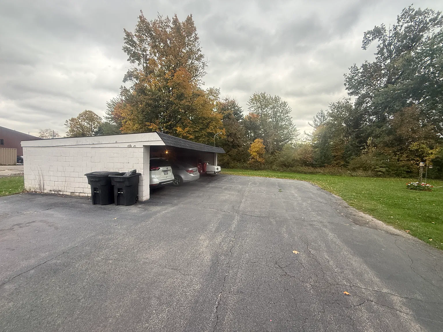 2 bed, 774 sqft, $850 — Photo 2