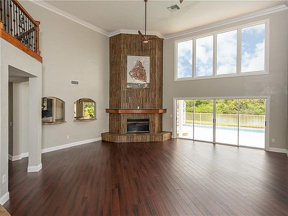 3rd image of 3744 Beneva Oaks Blvd