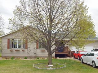 11435 3rd St, Becker, MN 55308