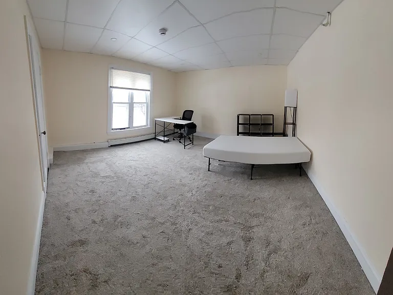 412 Fletcher St #2 — Photo 2