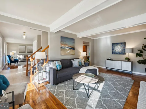 11421 Classical Ln, Silver Spring, MD 20901