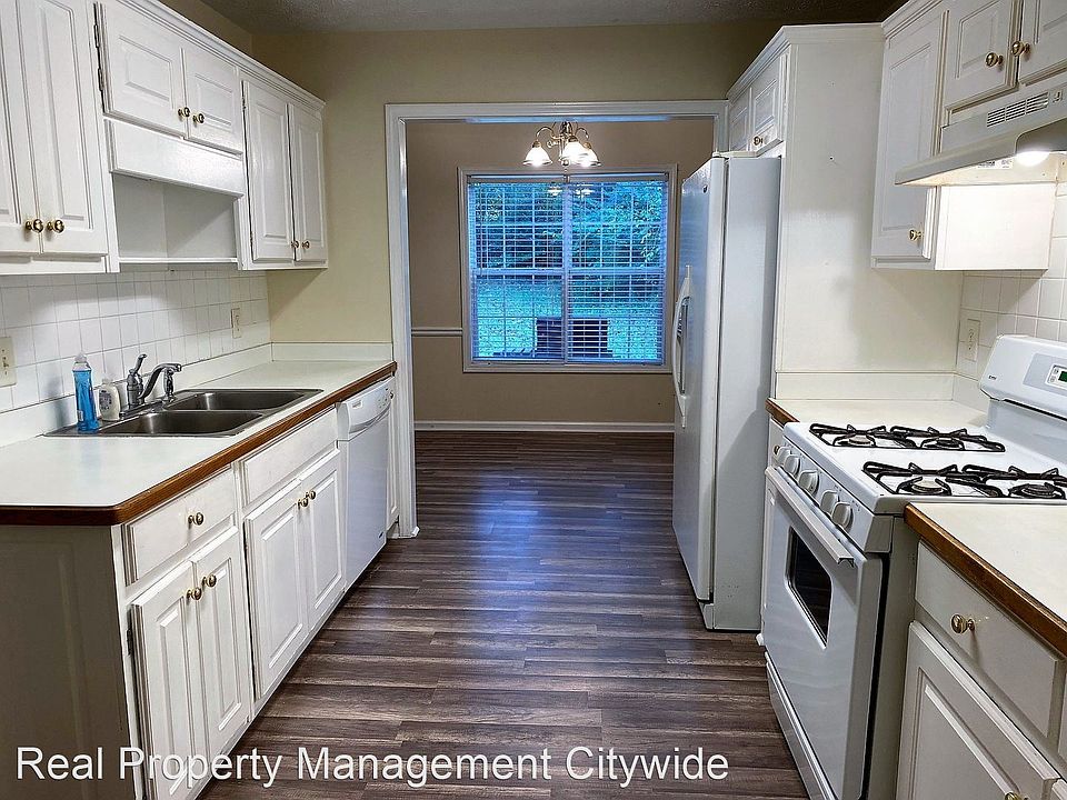 1st image of 715 Adams Farm Ct
