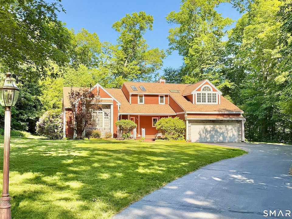1st image of 16 Jacobs Hill Road