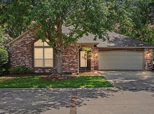 412 N Forest Ridge Blvd, Broken Arrow, OK 74014