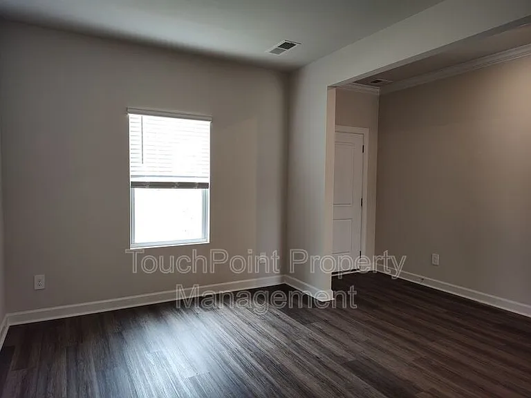 115 Sentinel Ct — Photo 11