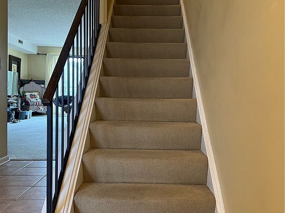 4th image of 181 Bay Village Dr