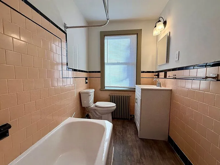 1400 Kenmore Ave #D4 — Photo 9