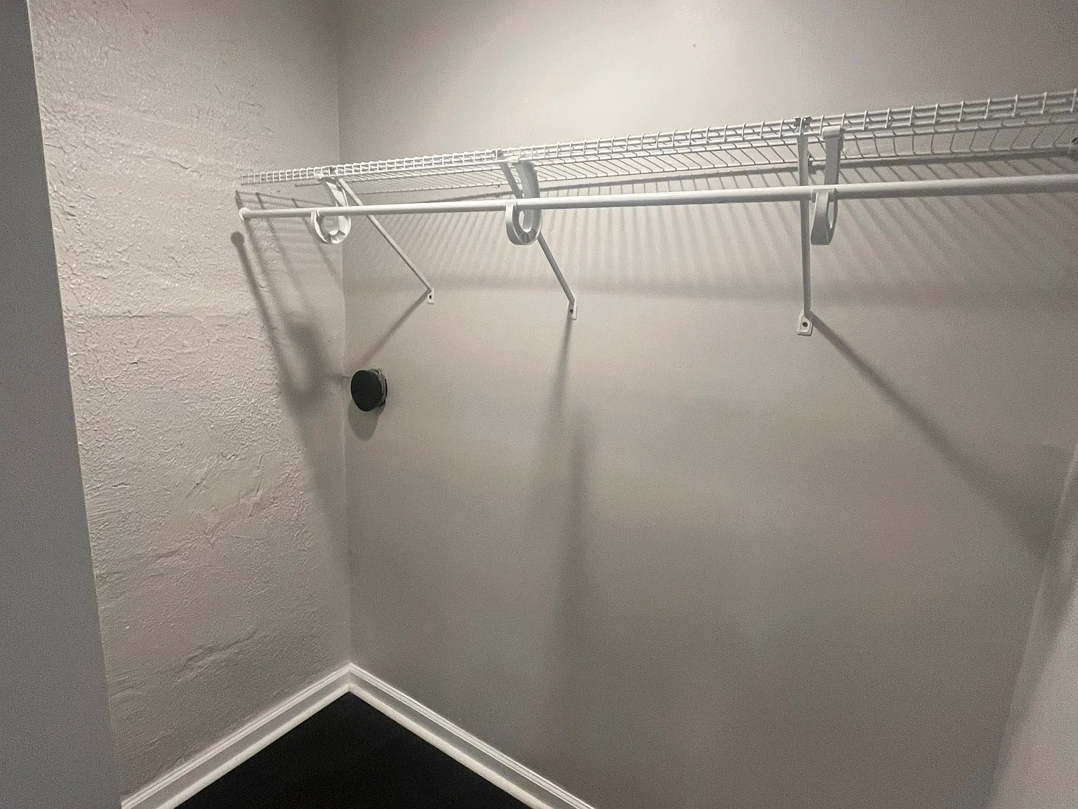 1 bed, 700 sqft, $1,100 — Photo 4