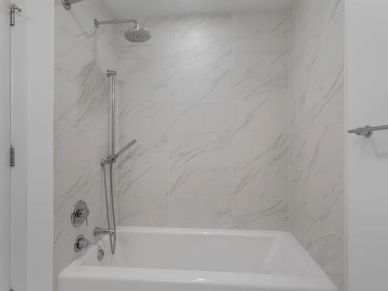 9 Avenue At Port Imperial #921 — Photo 20