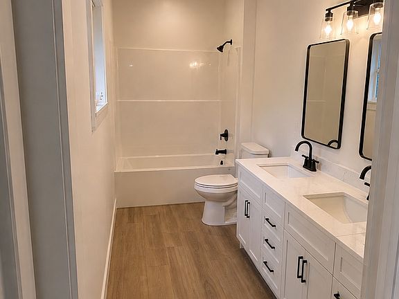5th image of 306 Brody Cir #306A