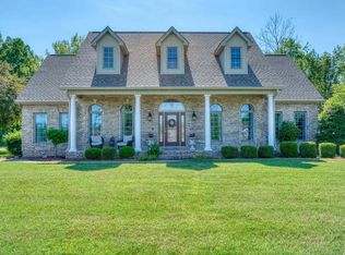 1704 S Dallas Ln, Marion, IL 62959