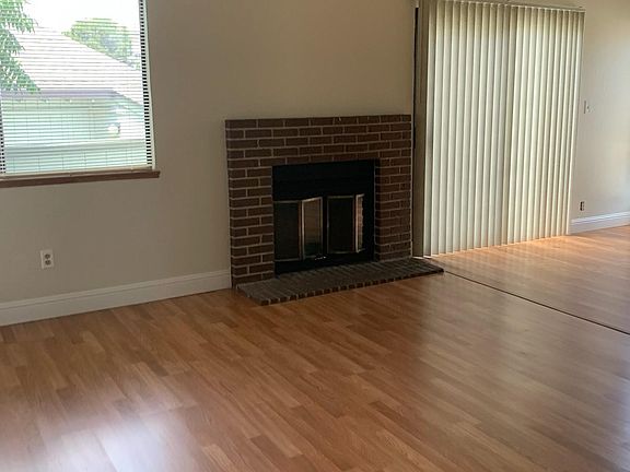 Living Room-Dining Room