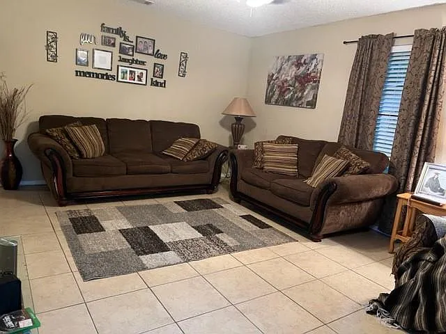 2 bed, 1.0 bath, 950 sqft, $1,500 — Photo 3
