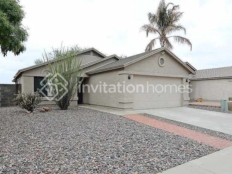 3127 W Donald Dr — Photo 1