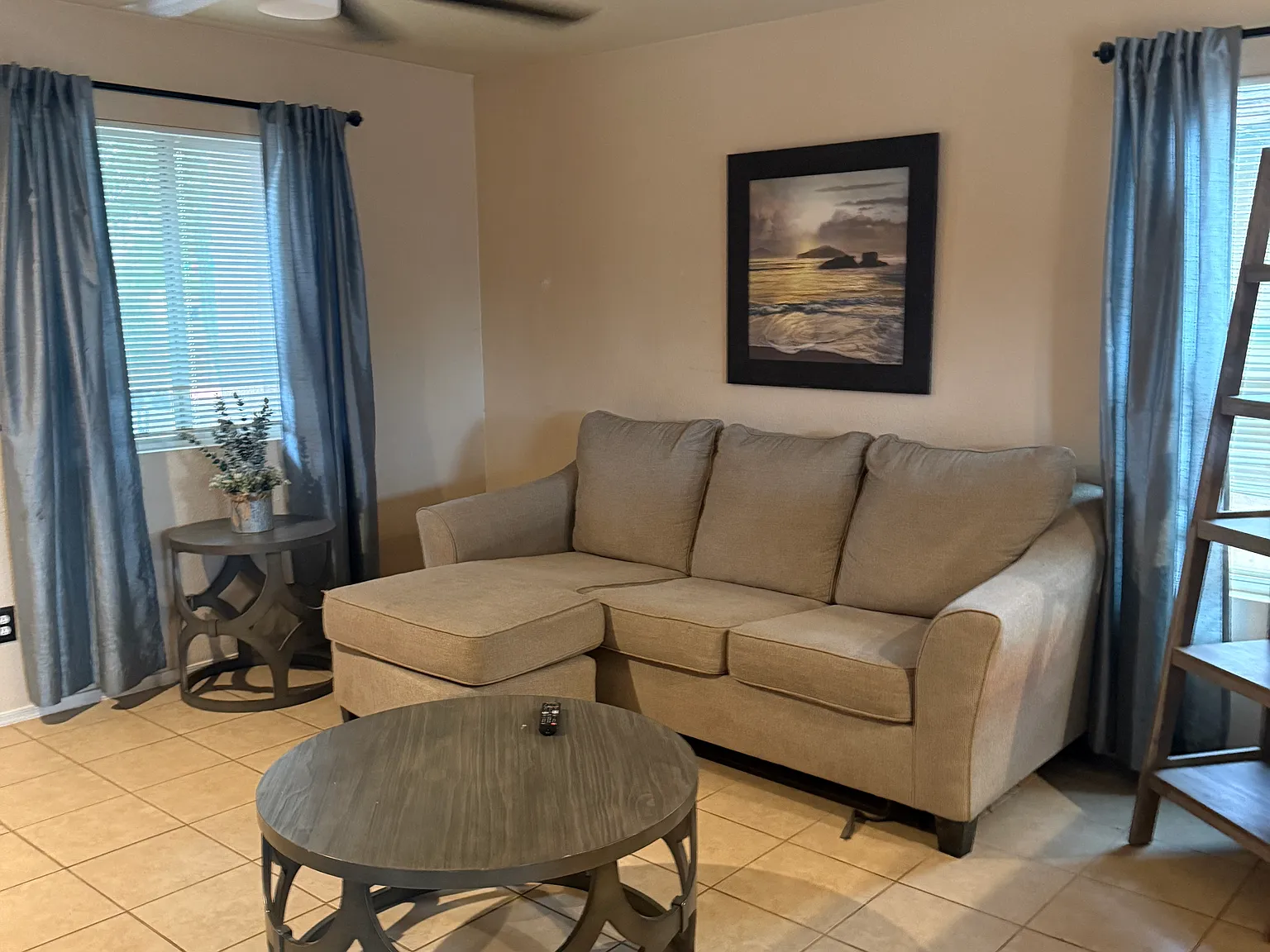 3 bed, 1235 sqft, $1,950 — Photo 4