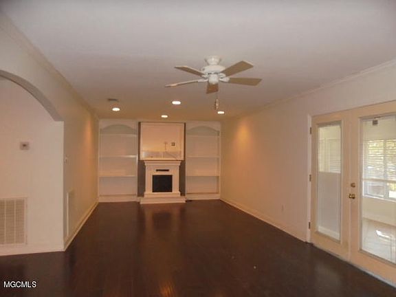 4th image of 10251 Moye Dr #D