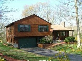 35 Mountain Rd, Colchester, CT 06415