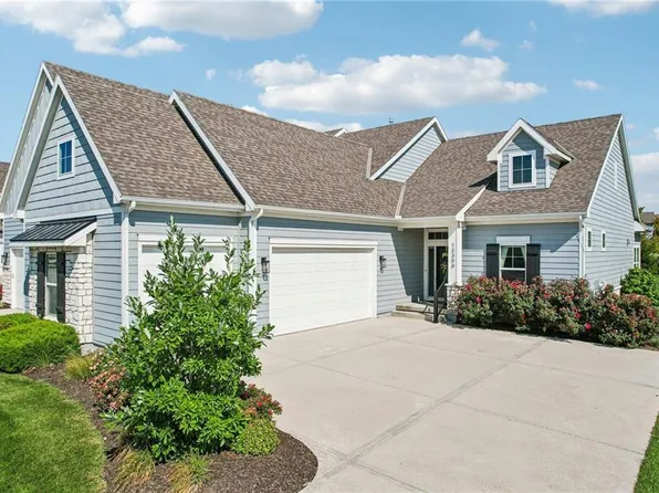 13300 W 174th Pl, Overland Park, KS 66221