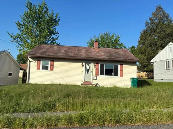 217 Sherwood Dr, Johnstown, PA 15905