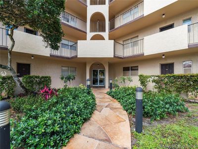 6300 S Falls Circle Dr APT 402, Fort Lauderdale, FL, 33319