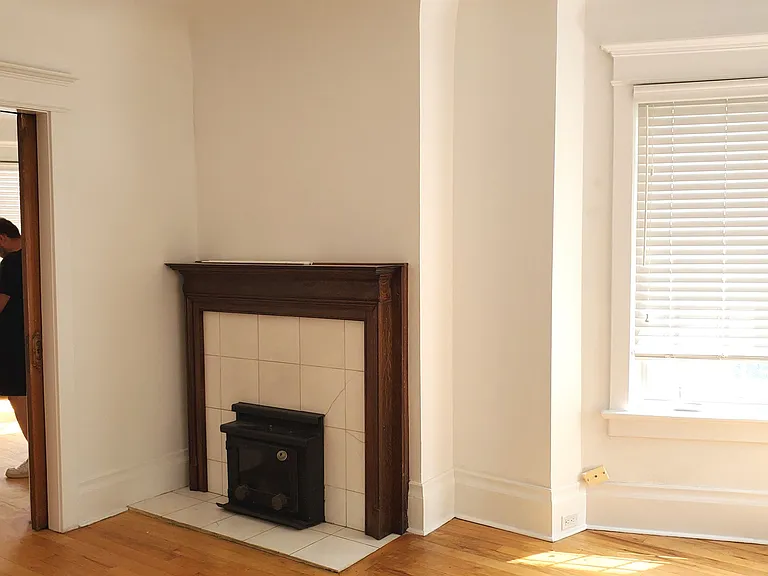 1 Maynard Ave #1 — Photo 9