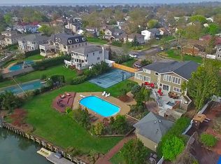 2825 Shore Dr, Merrick, NY 11566