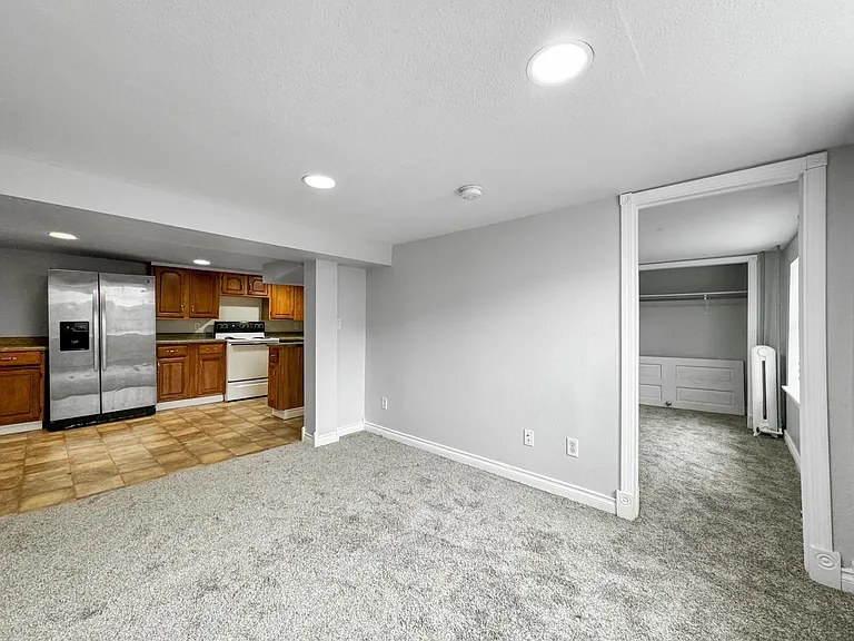 514 University Ave #4 — Photo 7