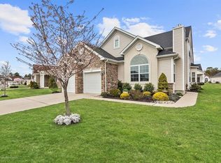 32 Ship Bottom Ln, Waretown, NJ 08758