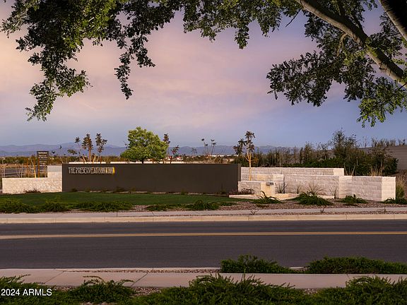 4th image of 3946 W ANTELOPE Way