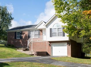 1168 Menelaus Rd, Berea, KY 40403