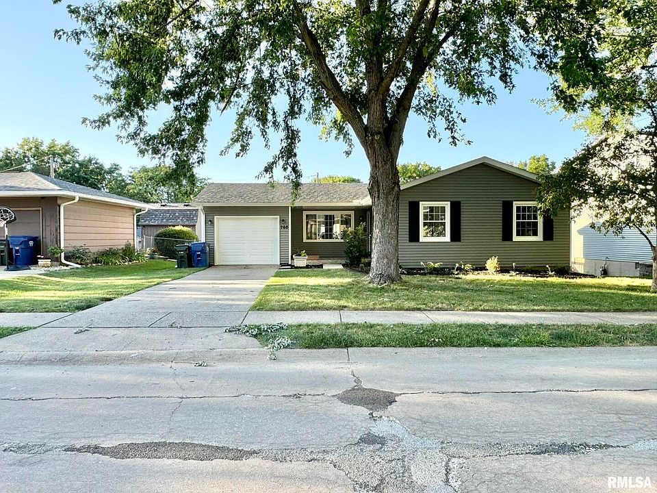 1st image of 760 Colony Dr
