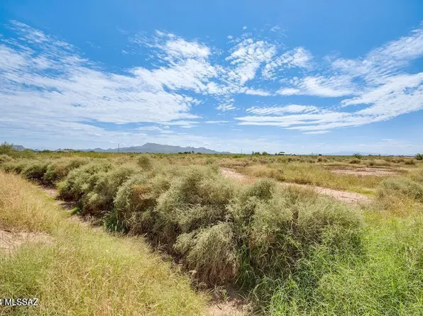 7806 N Maggies Farm Ln, Marana, AZ 85743
