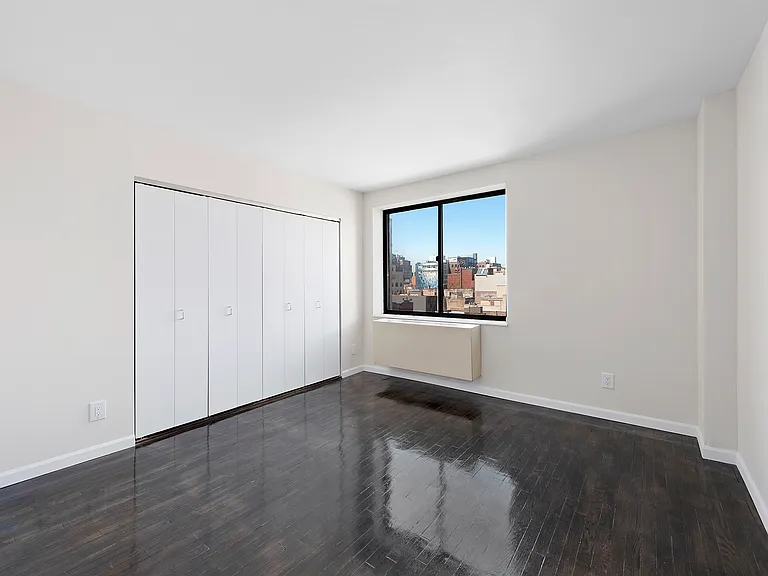 181 7th Ave #8B — Photo 10
