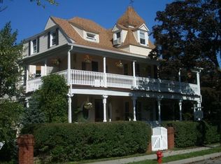 29 4th Ave, Atlantic Highlands, NJ 07716