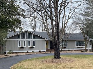 106 Hudson Dr, Hendersonville, NC 28739