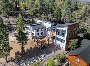 324 Starlight Cir, Big Bear Lake, CA 92315