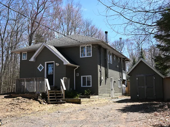 351 Chub Lake Rd, Huntsville, ON P1H 1S4