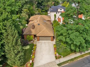 51-10 Douglaston Parkway, Douglaston, NY 11362