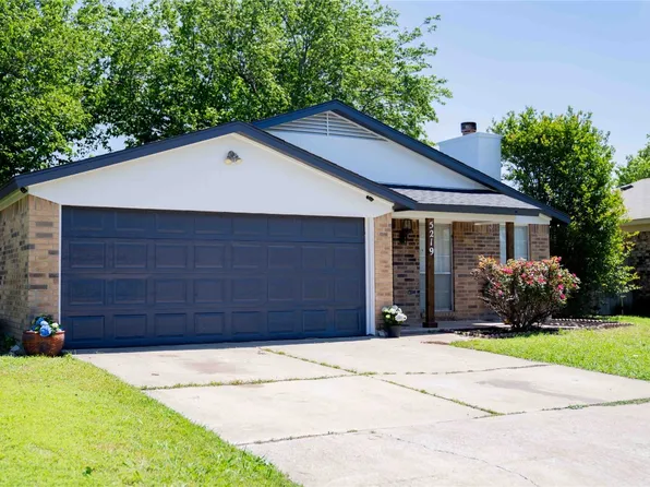 5219 Carpenter Dr, Arlington, TX 76017