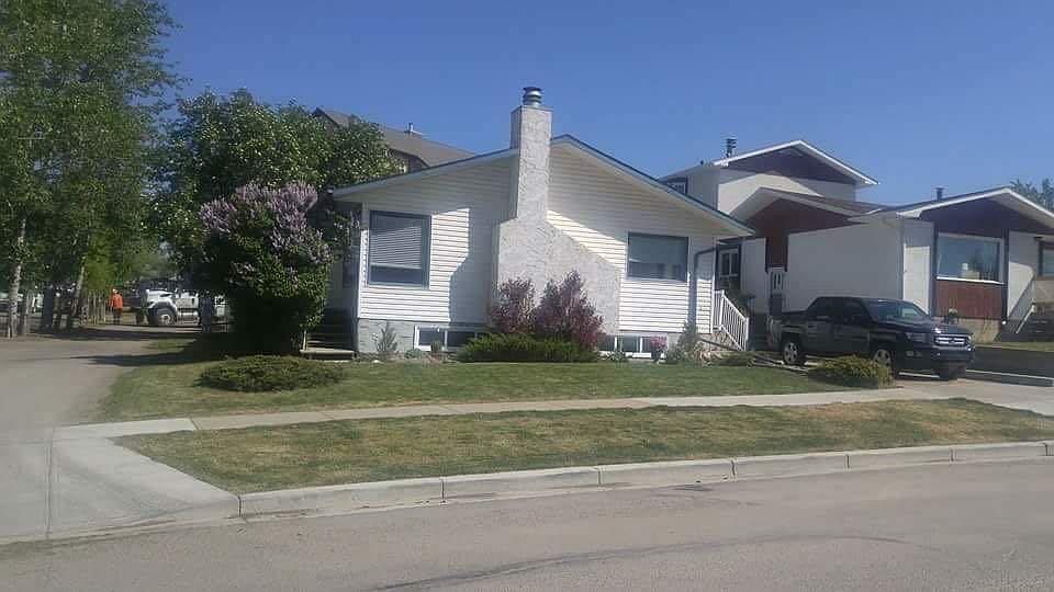 1st image of 5424 51st Ave